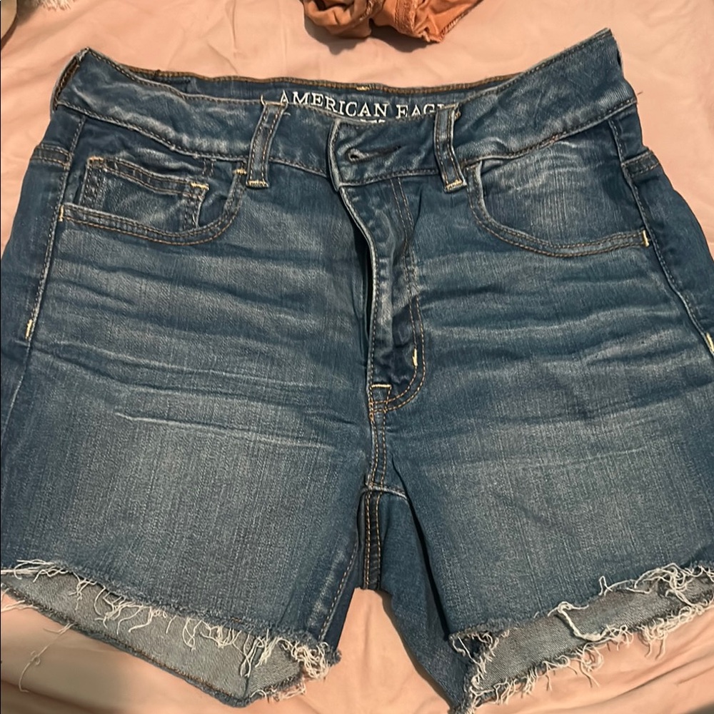 American Eagle Outfitters Women's Blue Denim Shorts